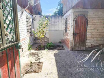 Amplia casa en venta