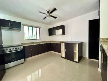 Casa en venta en Privada en Santa Gertrudis Copo en Mérida Yucatán