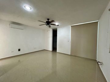 Casa en venta en Privada en Santa Gertrudis Copo en Mérida Yucatán