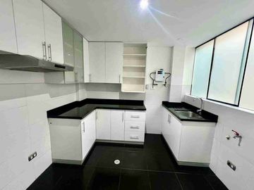 Excelente departamento en Salaverry