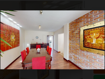 VENDO CASA PREMIUM en Challapampa - 747m2 - 4 Dorm.