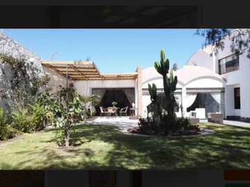 VENDO CASA PREMIUM en Challapampa - 747m2 - 4 Dorm.
