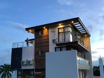 5 Bedroom House and Lot For Sale at Vista Grande Subdivision