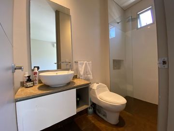 HERMOSO APARTAMENTO EN VENTA EN ALTO PRADO