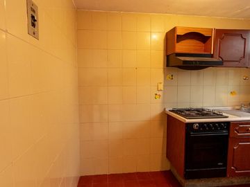 VENTA DE CASA COLONIA ROJO GOMEZ A UN COSTADO DE LA PREPA 3