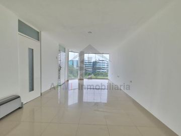VENTA DE DEPARTAMENTO EN QUINTO PISO AL FRENTE DE LA UNIVERSIDAD SIPAN