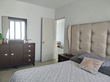 CASA EN VENTA EN SAN LUIS POTOSI, CERCA DEPERIFERICO NORTE, CON HABITACION EN PLANTA BAJA