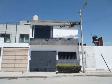 CASA EN VENTA EN SAN LUIS POTOSI, CERCA DEPERIFERICO NORTE, CON HABITACION EN PLANTA BAJA