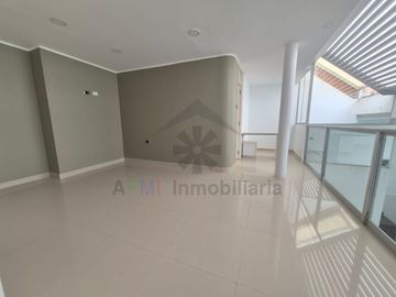 VENTA DE DEPARTAMENTO EN SEXTO PISO AL FRENTE DE LA UNIVERSIDAD SIPAN