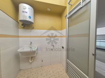 VENTA DE DEPARTAMENTO EN SEXTO PISO AL FRENTE DE LA UNIVERSIDAD SIPAN