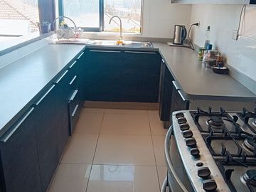 Casa mediterránea, Laguna Curama, Valparaiso