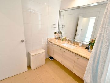 casa mediterránea de 2 pisos en Reñaca, Viña del Mar