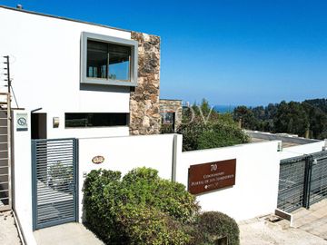 casa mediterránea de 2 pisos en Reñaca, Viña del Mar