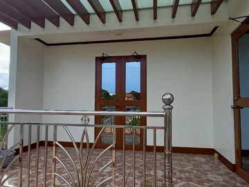 Pre-Owned House & Lot For Sale in Tagaytay City-MC