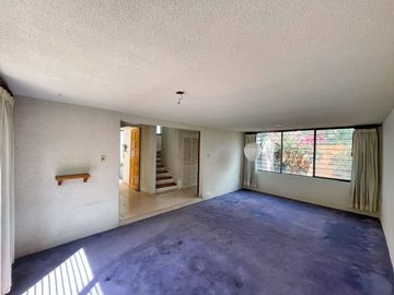 CASA EN VENTA EN LOMAS, MUY CERCA DE HIMALAYA