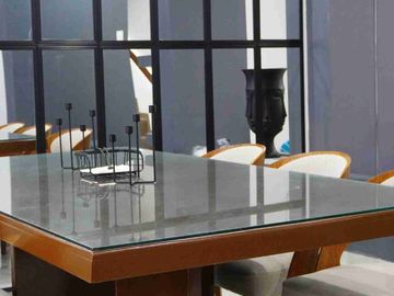 🏡✨ Vendo casa de 3 pisos frente a parque – Urb. Miraflores, Castilla ✨🏡