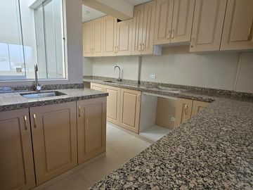 ¡VENDO DEPARTAMENTOS de estreno en Cerro Colorado! - precio en $$