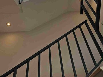 🏡✨ Casa de estreno de 3 pisos en Urb. Boulevard Park Plaza – Castilla ✨🏡