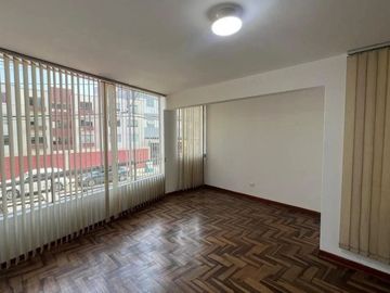 Venta Departamento en Excelente Ubicación San Borja
