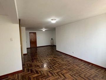 Venta Departamento en Excelente Ubicación San Borja