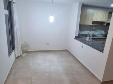 VENDO LINDA CASA EN CERRITOS RESERVAS DEL CAMPO