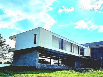 OPORTUNIDAD DE REMATE EN EL BOSQUE COUNTRY CLUB