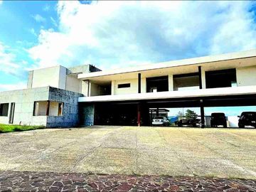 OPORTUNIDAD DE REMATE EN EL BOSQUE COUNTRY CLUB