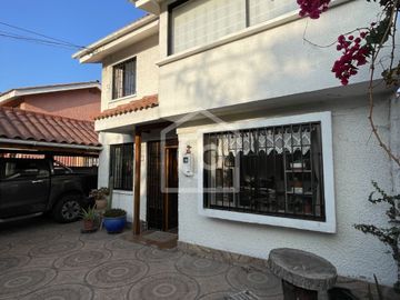 Se vende casa 4D/2B con departamento independiente 1D/1B, Jardines de Peñuelas, Coquimbo