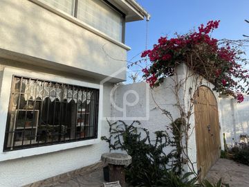 Se vende casa 4D/2B con departamento independiente 1D/1B, Jardines de Peñuelas, Coquimbo