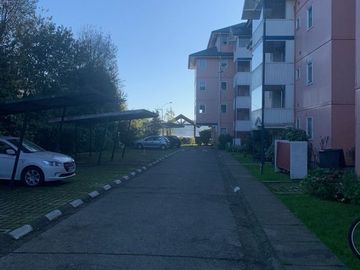 Confortable departamento Condominio Mirador del Río 4.590 UF