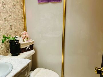 Venta de casa multifuncional cerca de Av. Revolución – Plusvalía asegurada