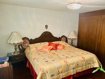 Venta de casa multifuncional cerca de Av. Revolución – Plusvalía asegurada