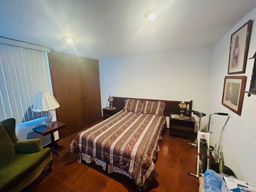 Venta de casa multifuncional cerca de Av. Revolución – Plusvalía asegurada
