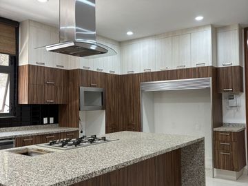 Hermosa Residencia en Hacienda San Acasio, Zapopan.