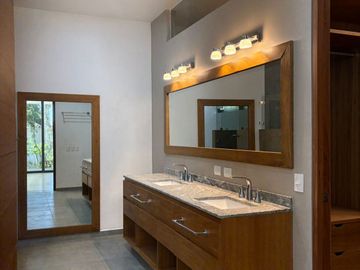 Hermosa Residencia en Hacienda San Acasio, Zapopan.