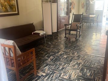 VENDO LINDA CASA CALLE TRANQUILA Y CENTRICA EN LOS CEDROS DE VILLA CHORRILLOS