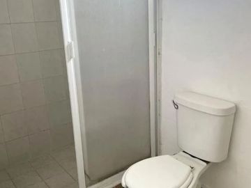 CASA EN FRACCIONAMIENTO VALLE REAL - CORREGIDORA, QRO.