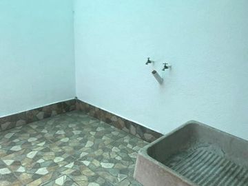 CASA EN FRACCIONAMIENTO VALLE REAL - CORREGIDORA, QRO.