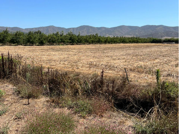Venta de parcela en Melipilla