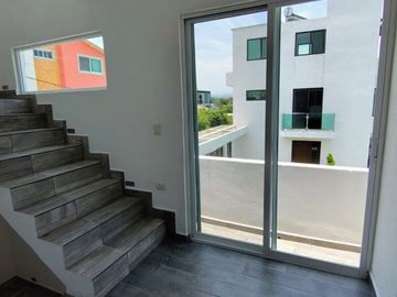 CASA EN FRACC. DIAMNATE OAXTEPEC