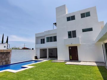 CASA EN FRACC. DIAMNATE OAXTEPEC