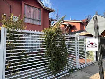 Casa Sólida en Villa El Abrazo, Maipú.