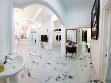 Sewa Villa di Kota Batu (Rp.1.700.000 /Malam) Dekat Alun-Alun Kota Batu, Museum Angkut, Jatim Park 1