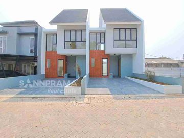 Rumah 2 Lantai Di Cluster dekat Stasiun