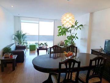 Departamento en venta, sector Monteserrin