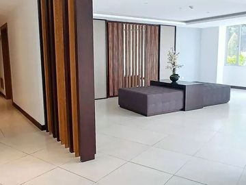 Departamento en venta, sector Monteserrin