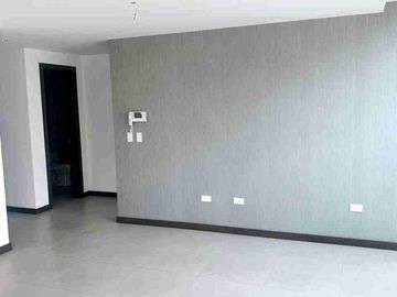 Suite en venta, sector Cumbaya, La Primavera