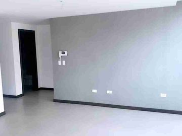 Suite en venta, sector Cumbaya, La Primavera