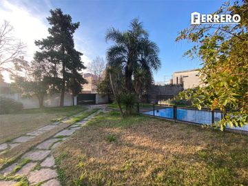 EXCELENTE CASA QUINTA