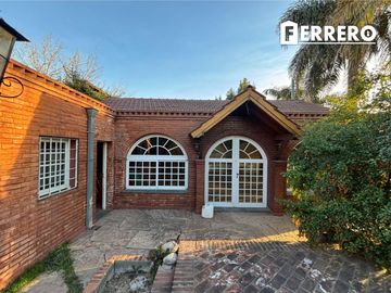 EXCELENTE CASA QUINTA